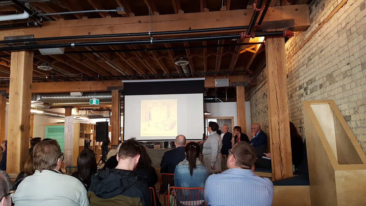 EdwardSuzuki's tweet photo. Sitting in on the 1st University of Manitoba Extended Education Dean's Lecture Series - Winnipeg Smart City - Intelligent Community. #UMTalkSmart https://t.co/WYV8p6TY2T