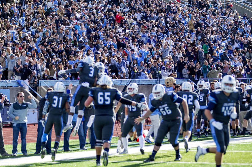 d1_mal's tweet photo. Humbled and Thankful to receive an offer from prestigious Columbia University 🦁‼️🧠📚 #Blessings https://t.co/licvq9Rn5n