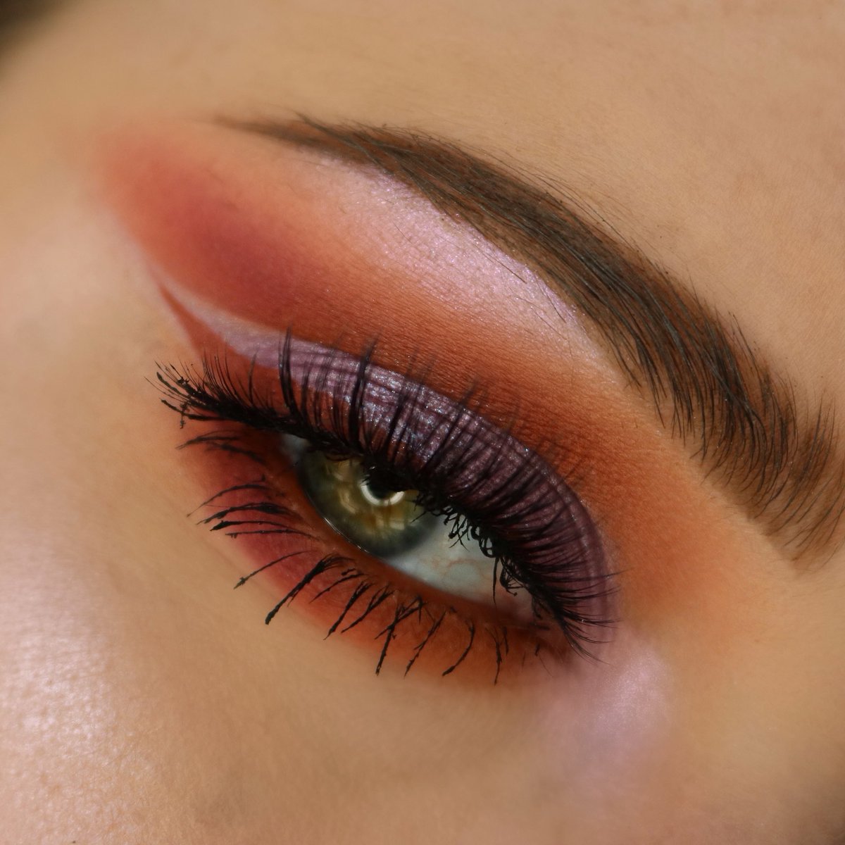 samxtig's tweet photo. ❣️#samtbeauty 

@ColourPopCo Element of surprise palette from @boxycharm 
@houseoflashes boudoir lite lashes
#colourpopme #makeupartist #makeupinspo #beautyinfluencer #beautyvlogger #beautyblogger #glam #Colourpop #Houseoflashes https://t.co/y85jpKlswq