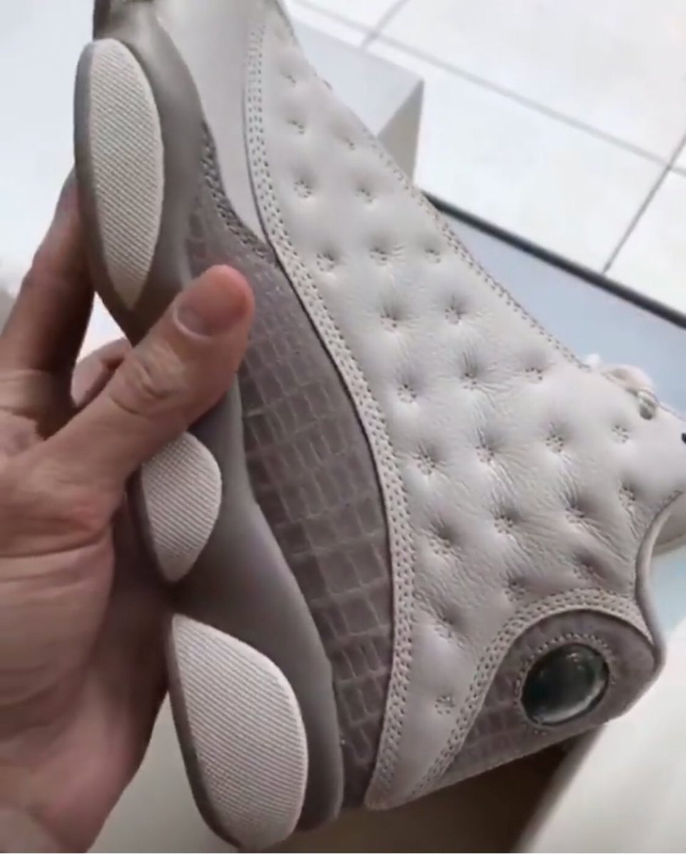 phantom moon particle jordan 13