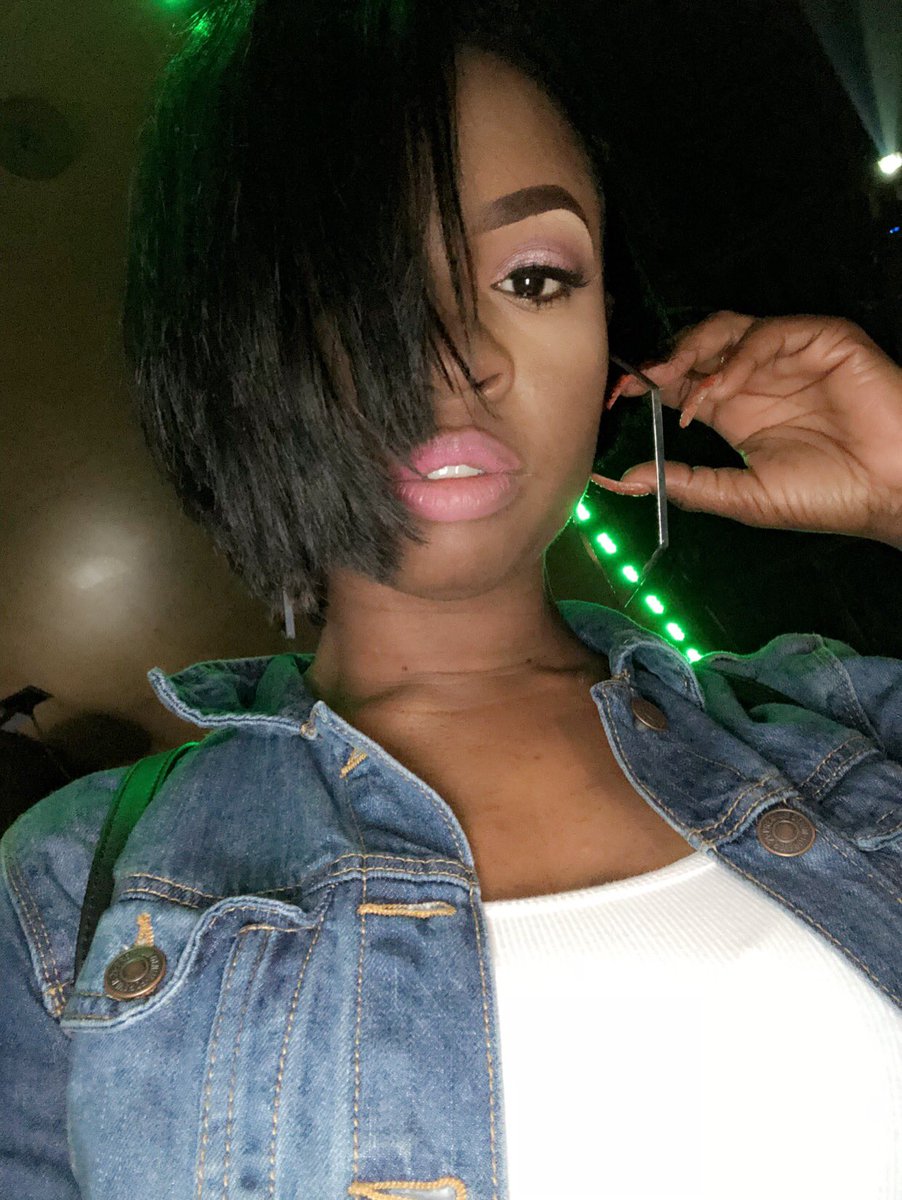 onemessychic's tweet image. Snatched frfr