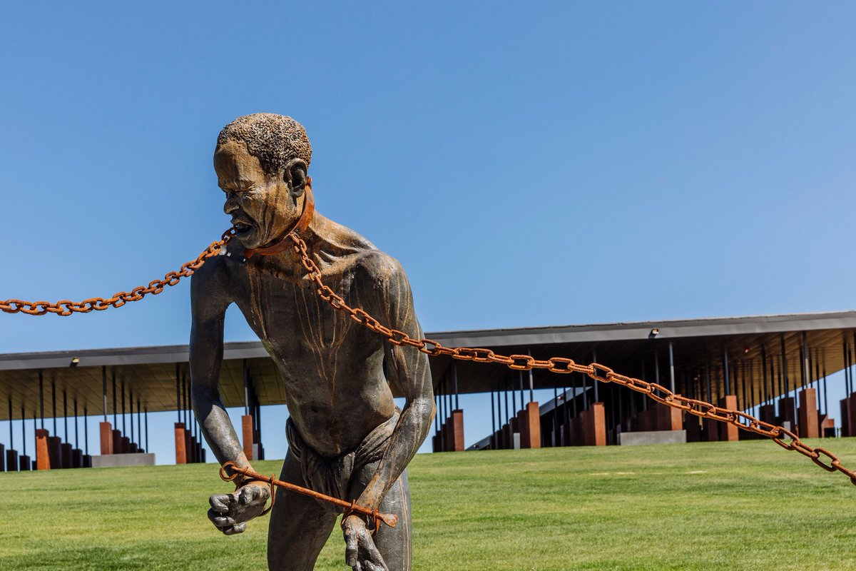 common's tweet photo. "The magnitude of the killing is harrowing, all the more so when paired with the circumstances of individual lynchings: Parks Banks, lynched in Mississippi for carrying a photo of a white woman; Caleb Gadly, hanged in Kentucky for walking behind the wife of his white employer..” https://t.co/S7JWXjkQ6X