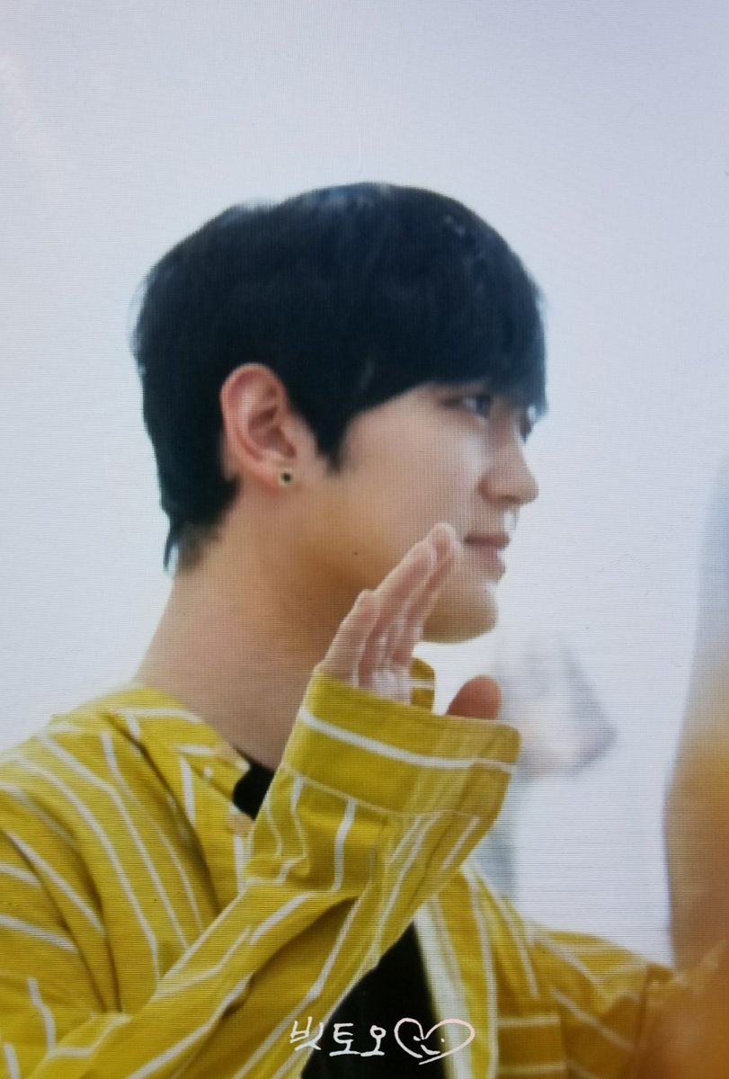 BittoDaily's tweet photo. [PREVIEW] 180502 #비토 #BITTO 
cr Bit0_mania https://t.co/4tCYRvRyd1