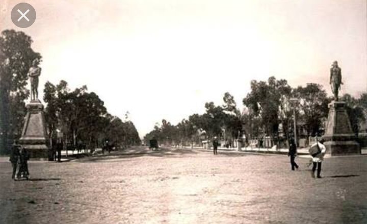 barcenairene's tweet photo. Cuando los Indios Verdes se encontraban en el paseo de la Reforma imagen de finales del siglo XIX https://t.co/XXDaR4nVrt