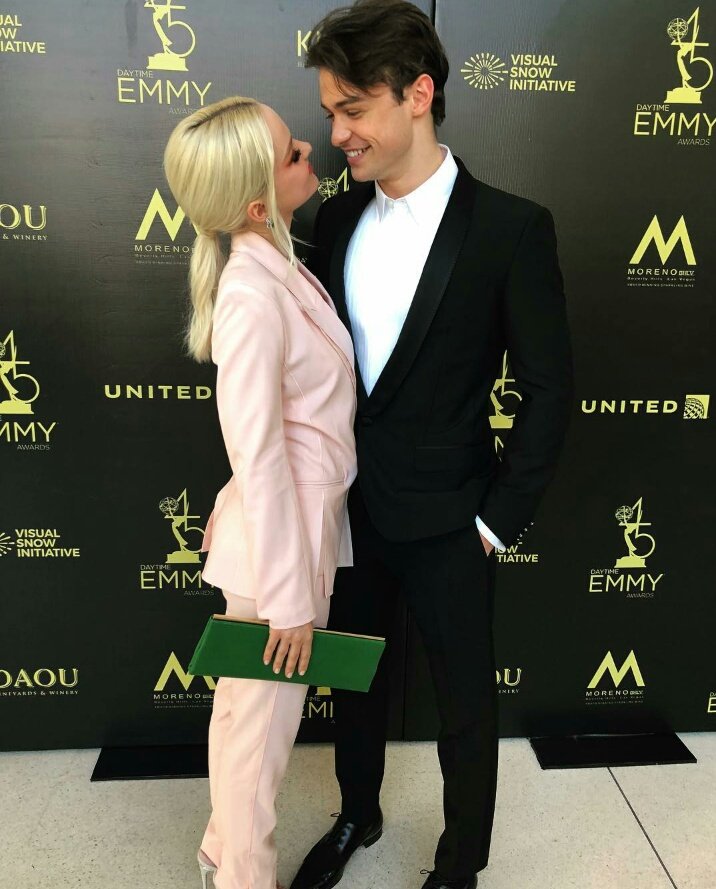 zøʟтαп вøнεм (@kwhitewolf_) on Twitter photo 