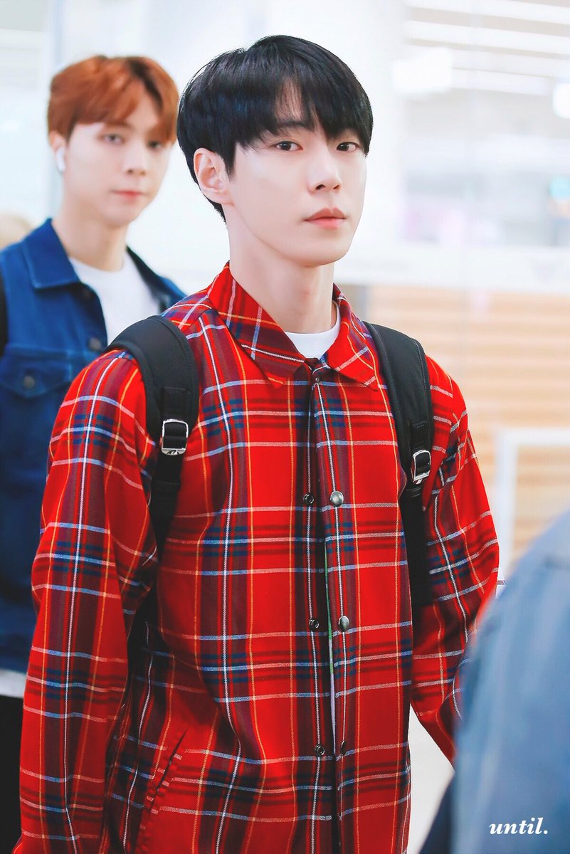 until_960201's tweet photo. 180426 반짝반짝 빛나는 토끼영🐰❤️
#NCT #도영 #Doyoung https://t.co/7WZ8MHy8b2