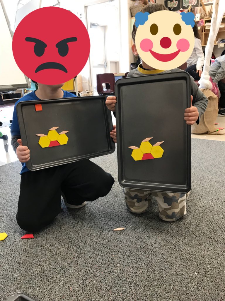 GGrossmanBly's tweet image. D made a design with magnetic shapes. The other D made one that was the same! #spatialsense #YRDSBmath