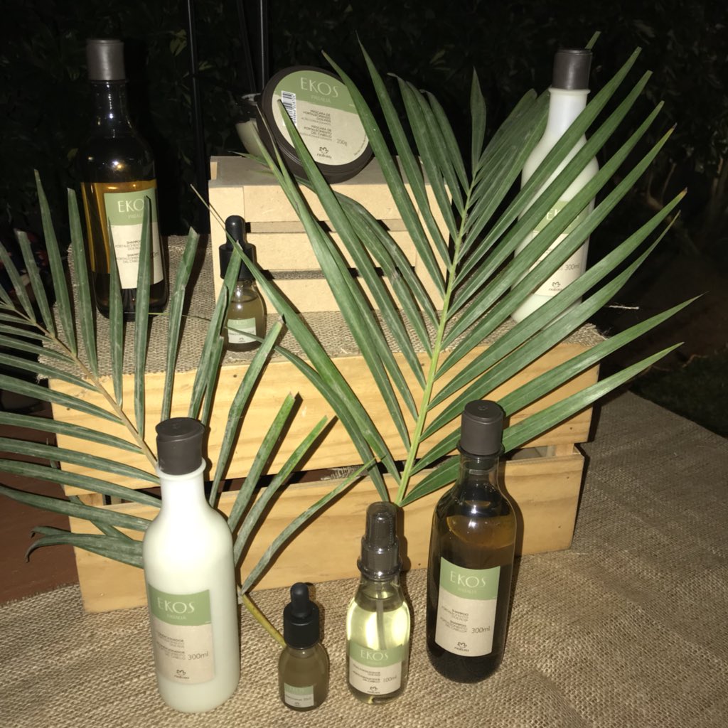 lavillabb's tweet photo. Conociendo lo nuevo de @Natura_Peru Ekos Patauá 💚 Una línea completa de productos para el cuidado de nuestro cabello💇🏻‍♀️ #NaturaGeneraBelleza #NuevoNaturaEkos https://t.co/s3APOisXlW