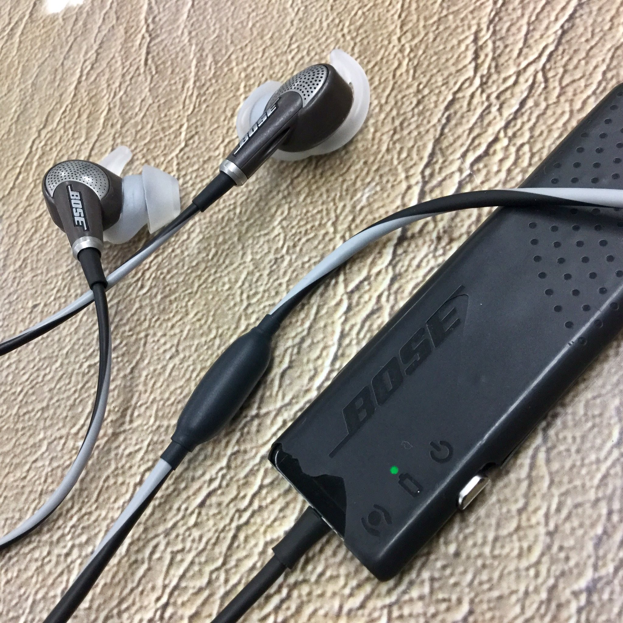 Bose QC20i イヤフォン ノイズキャンセリング BOSE QC20i ノイズキャンセリングイヤホン Quiet Comfort