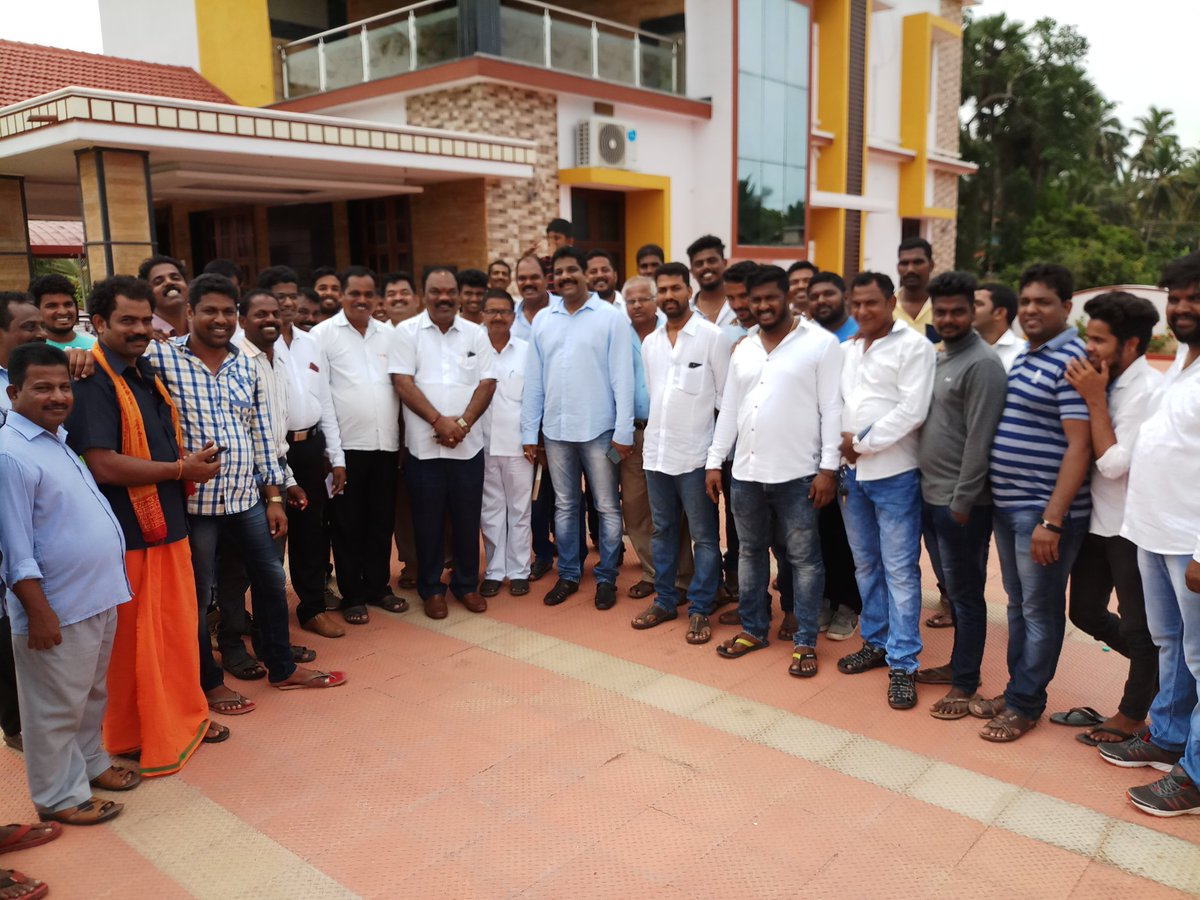 ಹೆಜಮಾಡಿಯಲ್ಲಿ ಬಿಜೆಪಿ ಪಕ್ಷಕ್ಕೆ ಬಾರಿ ಜನಬೆಂಬಲ, ಮನೆಮನೆ ಪ್ರಚಾರ ಸಭೆಯಲ್ಲಿ ಕಾಪು ಪ್ರಚಾರ ಸಮಿತಿ ಅಧ್ಯಕ್ಷ ಶ್ರೀ. ಸುರೇಶ್. ಶೆಟ್ಟಿ ಗುರ್ಮೆಯವರಿಂದ ಲಾಲಾಜಿ ಪರ ಪ್ರಚಾರ #KarnatakaElection2018 #ElectionCommission #BJP4Karnataka