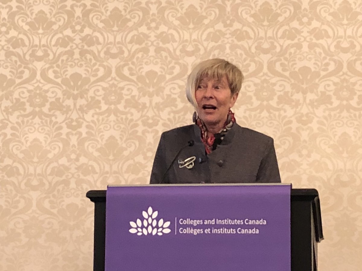 Betz_Markets's tweet photo. Packed room for my @CollegeCan presentation on trends and stats in colleges and Institutes across Canada #CICan18 https://t.co/K7JEP2joJO