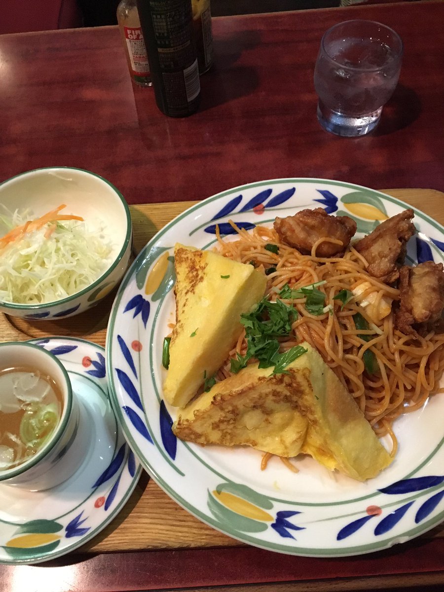 すばるんるん 仕事前に伯爵邸で腹ごしらえ お嬢様セットですが 大飯食らいのお嬢様だな