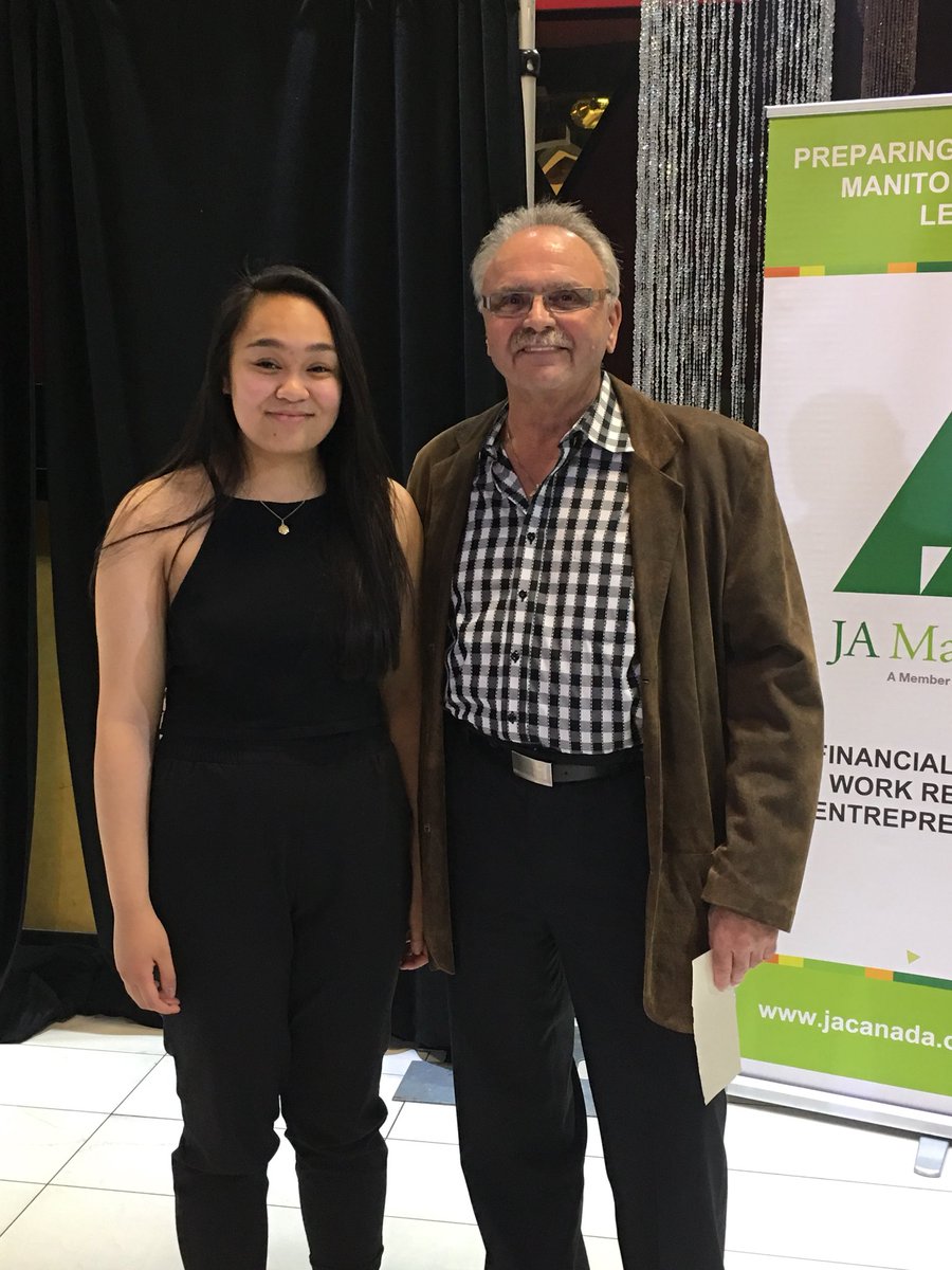 JAManitoba's tweet photo. Joanne Pinera is awarded a Pal scholarship! https://t.co/eNt2tvQodZ