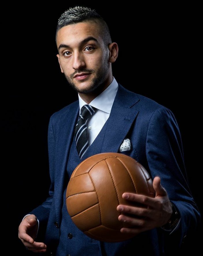 rahafmar's tweet image. #ghazali_ghazali 
فضلا ادخلوا الرابط وصوتو للاعب المنتخب المغربي حكيم زياش لاعب نادي أجاكس الهولندي لجائزة أحسن لاعب بهولندا رجاءا ادعموه بالتصويت الرابط 👇 👇 🙏
voetbalinside.nl/spelerjaar