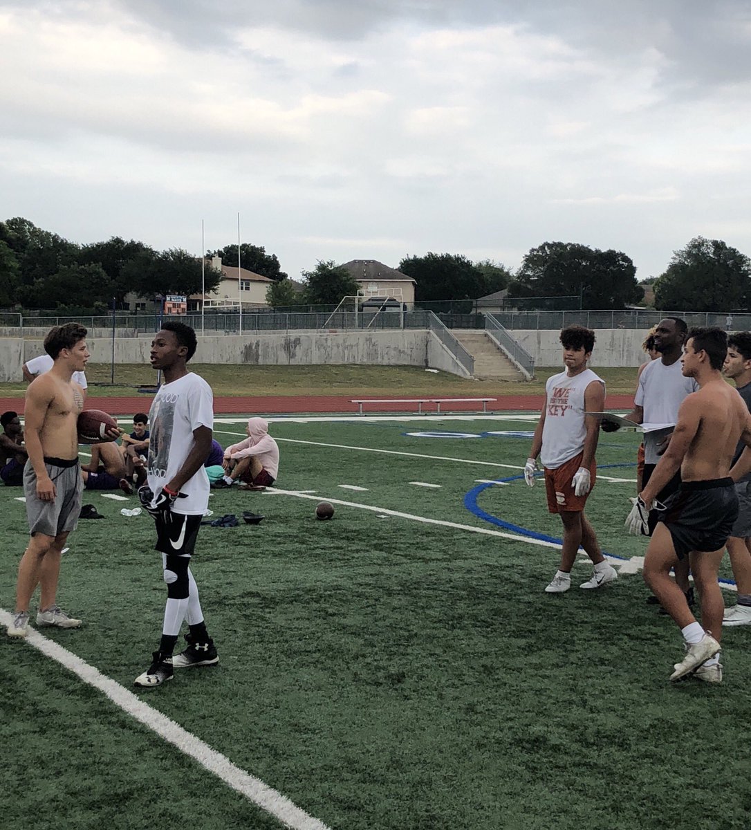 Coach Calvin tweet media