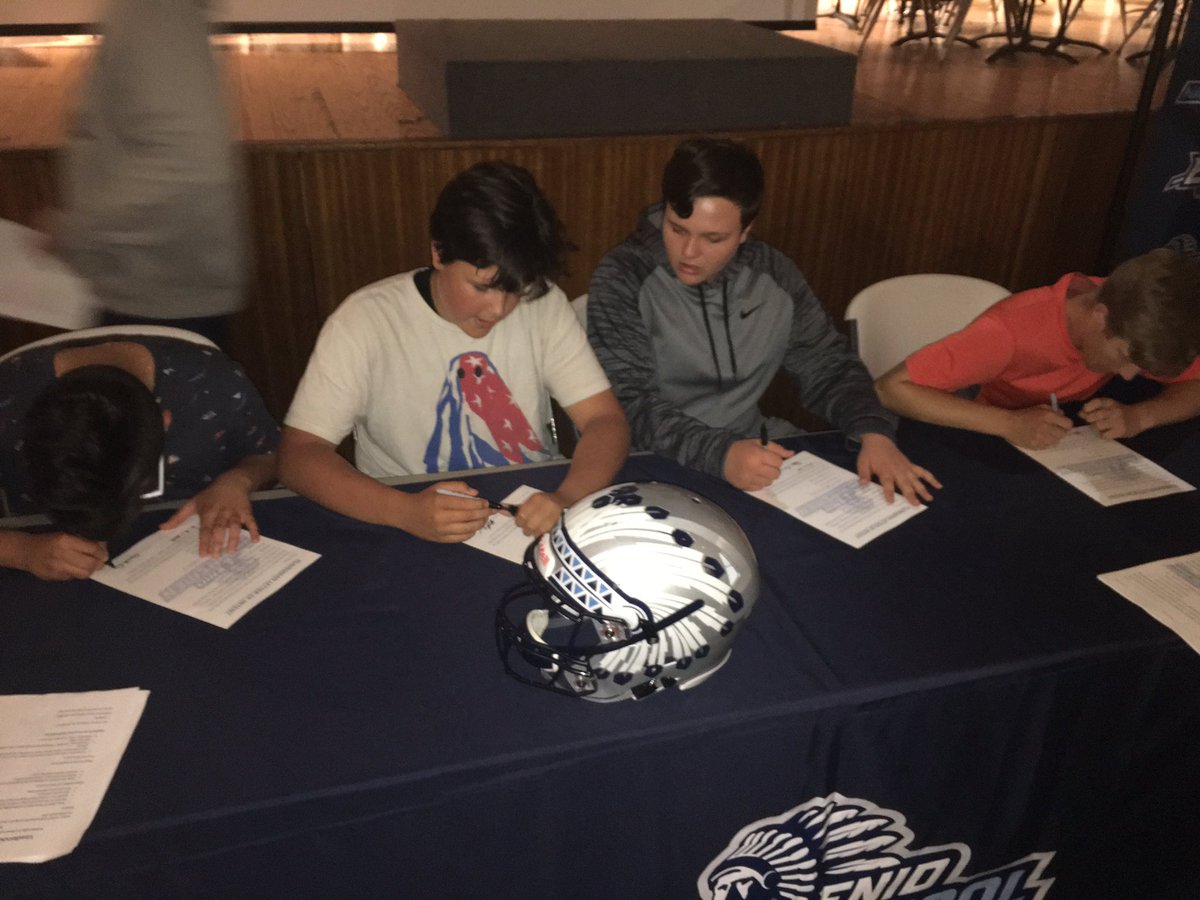 EnidStrength's tweet photo. Waller Eagles turned into official Enid Plainsmen today! Commit to the great sacrifice of becoming your best for your school! #IMDAL #PlantTheFlag https://t.co/v0wZIIImNF
