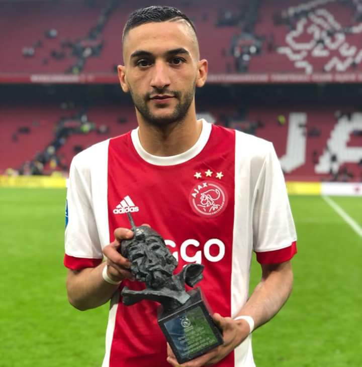 rahafmar's tweet image. #مقاطعون
فضلا وليس امرا ادخلو الرابط وصوتو للاعب المنتخب المغربي حكيم زياش لاعب نادي أجاكس الهولندي لجائزة أحسن لاعب بهولندا رجاءا ادعموه بالتصويت الرابط 👇 👇 🙏 
voetbalinside.nl/spelerjaar