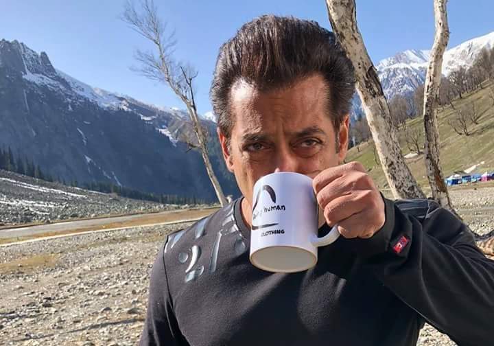 ajwjnj's tweet photo. @Being__Skhan @BeingSalmanKhan @SohailKhan @BeingSAkhtar @BeingAbhi_Jha @Shaila39039754 @Ayesha47761379 Gud morning https://t.co/Yo3fXOP3jR