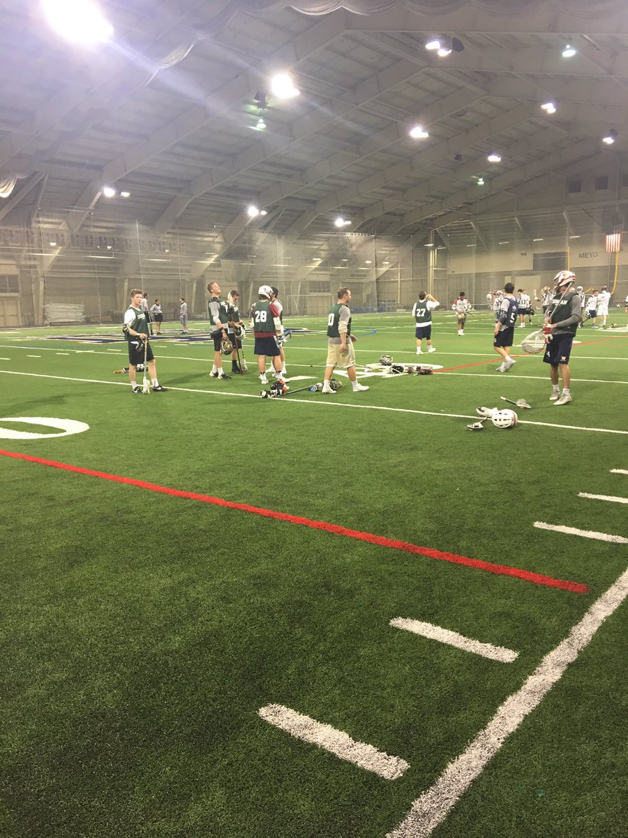 Halftime here at loftus! Highlander's are down 3-4 in the interhall championship