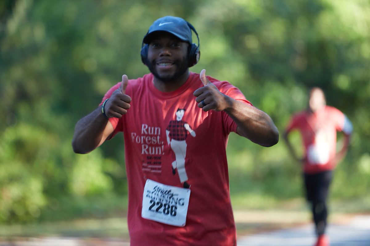 BJacksonFLE's tweet photo. This is how awesome Run Forest Run was!!! @FLEEagles #ImStillSore https://t.co/8qSqe5Q6ow