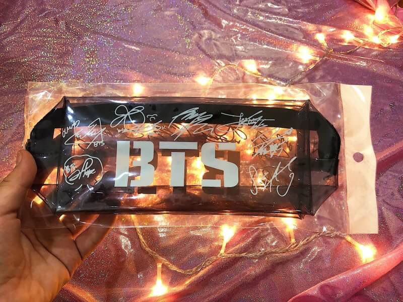 sushoppy's tweet photo. 🌈พร้อมส่ง🌈
กระเป๋าใส หนังPVC
ราคา 120฿#BTS #GOT7 #EXO #WANNAONE #ตลาดนัดบังทัน #ตลาดนัดblackpink #ขายของ #ตลาดนัดGOT7 #ตลาดนัดวนว #ตลาดนัดEXO @promotetweety https://t.co/V5lmmDHRv0