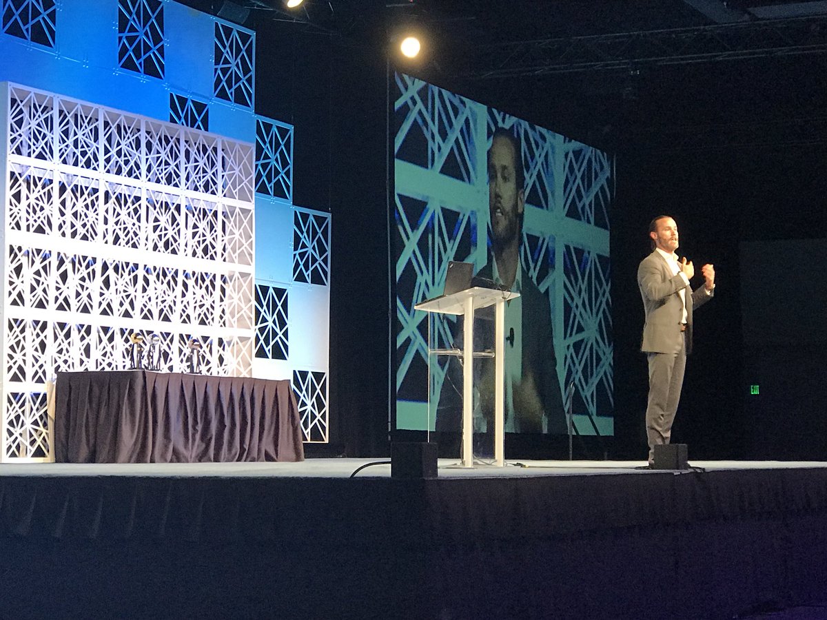 csordelliCA's tweet photo. “Move to the edge of the disruption and LEARN there” @PeterGSheahan cerrando ASQ world Conference 2018 #seattle #WCQI2018 @Raulmolteni @MolteniCG @LucilaDelG @martinmolteni https://t.co/0ErtxJcAo9
