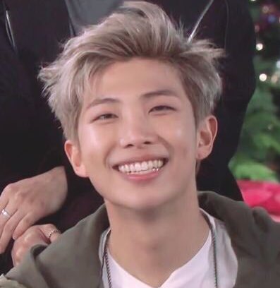 afterglowsjin's tweet image. eu amo um sorriso