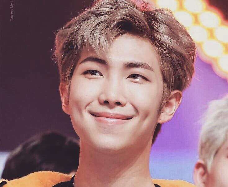 afterglowsjin's tweet image. eu amo um sorriso