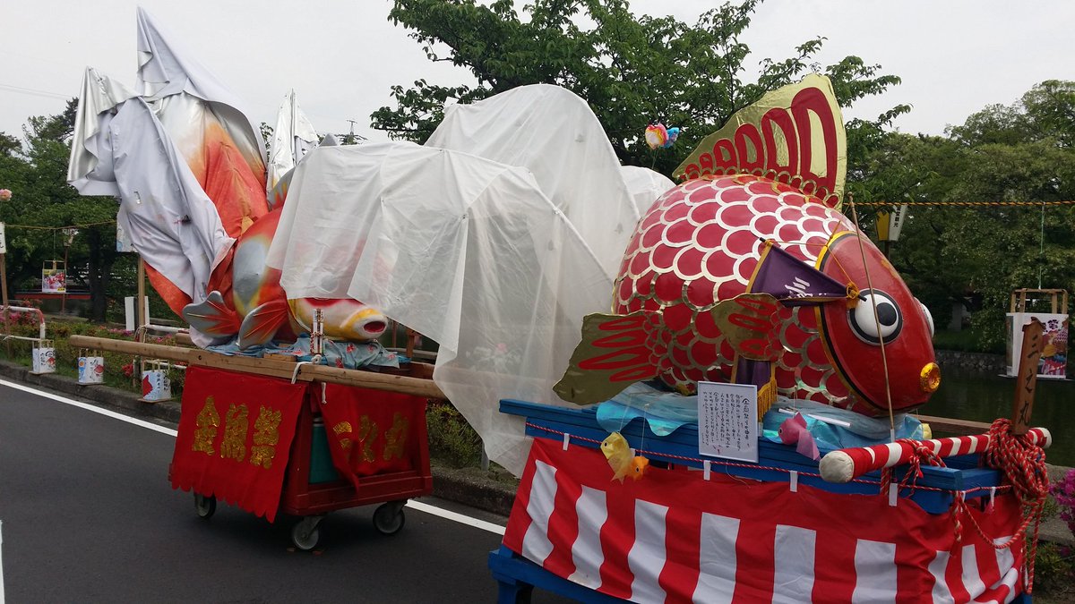 藤麿呂 鉦鼓洞主 على تويتر 本日は桑名の金魚祭りです 筒井順慶の里大和郡山 愛知弥富は金魚の産地です 郡山金魚 を将軍家に献上する途中に桑名の殿様にも献上したのが始まりで 金魚市もひらかれる