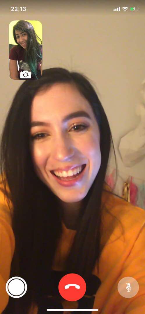 carolcatalano5's tweet photo. #BitaCarol
10:20pm
Llevo exactamente 2 horas y 30 minutos hablando por #facetime con mi bff @GeorgisHage suena como mucho, no?😅 gracias por la compañía, love u to the moon and back🌖 https://t.co/Fuw5ENTUTU