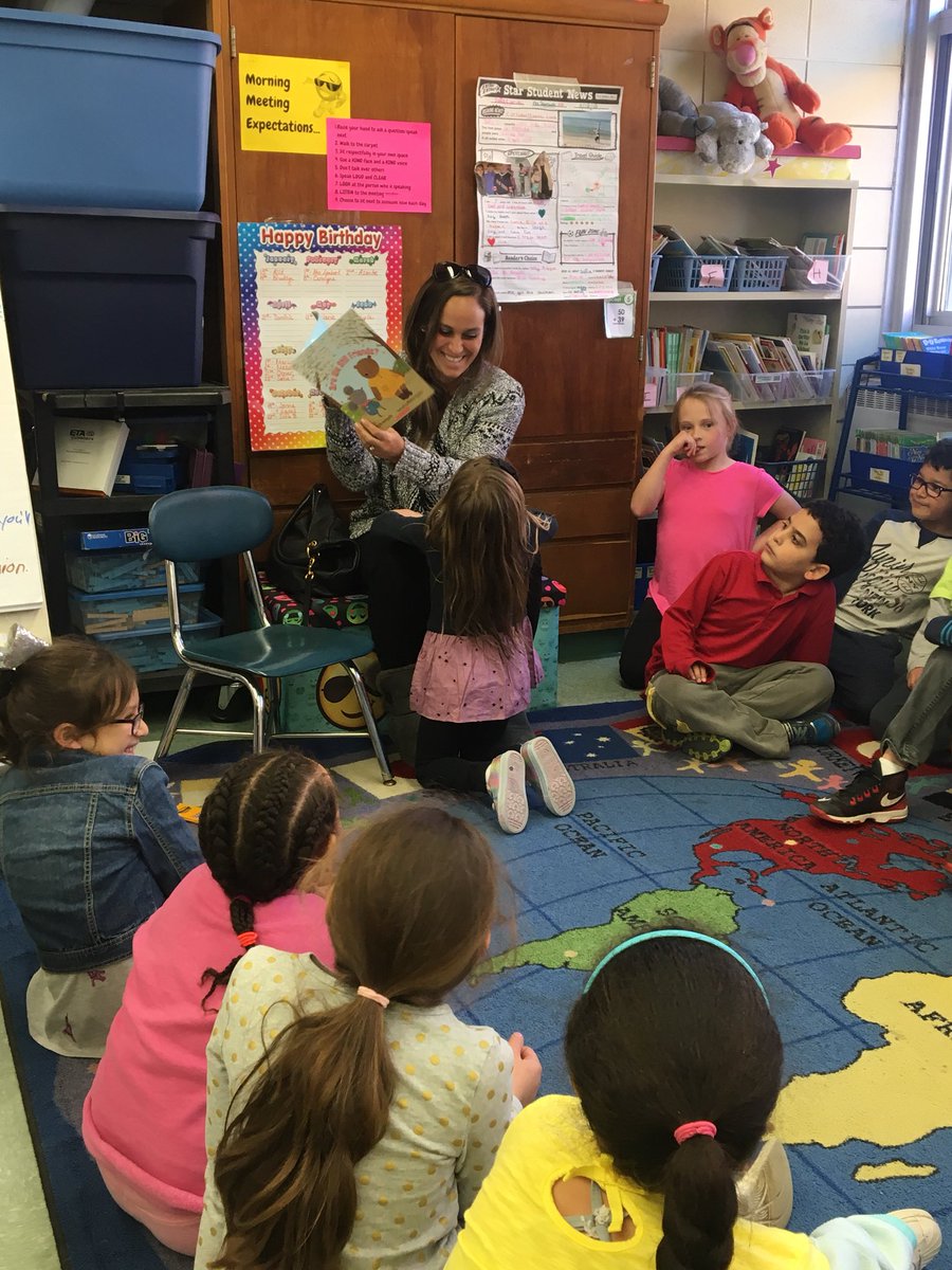 MrsJaworowski's tweet photo. BIG thanks to our latest Mystery Readers 🤗❤️ @CatenaColts https://t.co/voXytad1I5