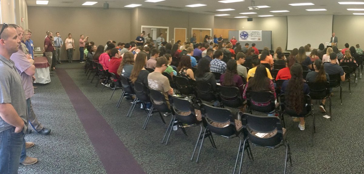 judgedhall's tweet photo. What a pleasure to interact with the next generation of leaders during @NolanCLF
    A special thanks to @RickRhodes16 @tstcwesttexas and #SweetwaterJaycees https://t.co/yBkT1Bx08A