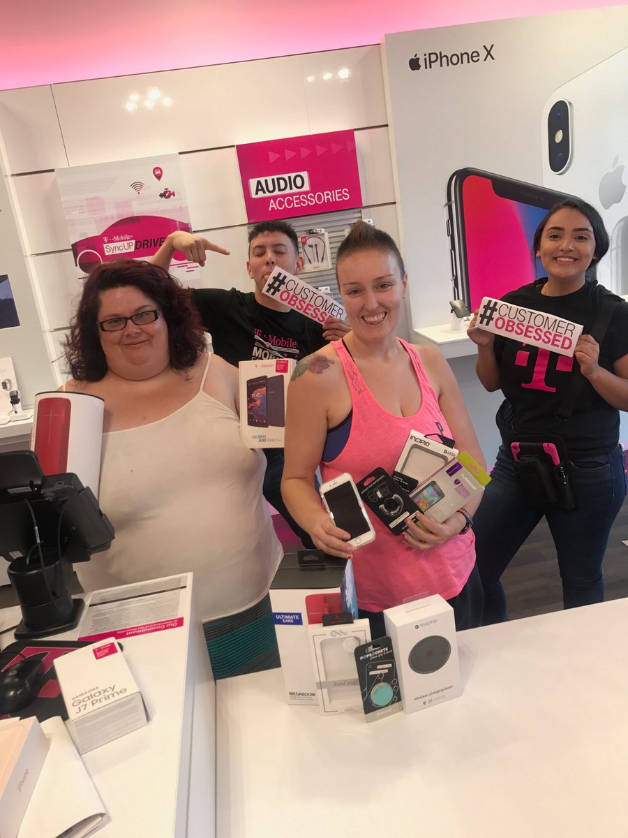 bex5306's tweet photo. oh you know, just out here being obsessed hooking our customer up with some amazing deals!!! #lavishlodi #superobsessed https://t.co/rj20tgmf6O