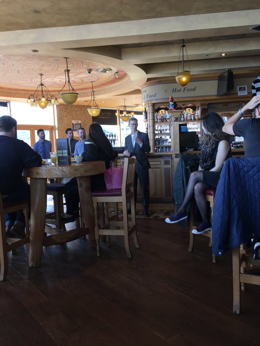 VerindaDoman's tweet photo. Rise and Shine to the start of the day! Morning breakfast &amp; spectacular views @MahonyAndSons w/guest speaker
 Ty Speer @MyVancouver #tourismvancouver #spectacularvancouver  #tyspeer @BCLesClefsdOr #YourKeyToEverything https://t.co/dEj1K5IgB7