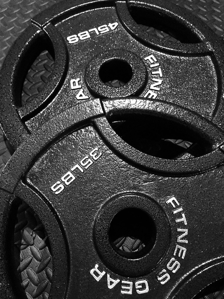 Jason_T_McC's tweet image. Late night basement grind!! Time doesn’t matter!! #getyours #allergictoaverage #clearthoughts