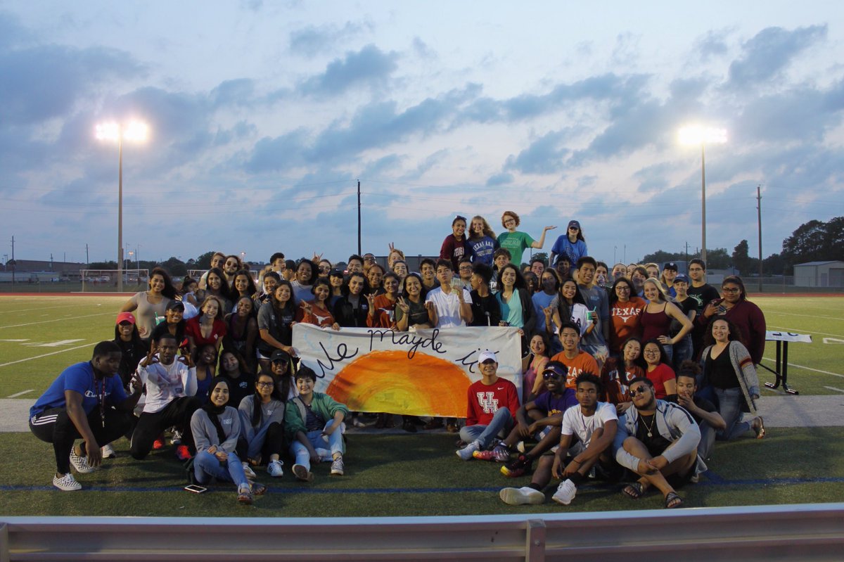 Successful Senior Day!
Oil Ranch✔️
Senior Sunset✔️
Senior Walk- in 2 days
Decision Day- in 15 days
Prom- in 17 days
Awards Ceremony- in 19 days
Last Day of School- in 22 days
Graduation- in 25 days
Let’s make the most out of our days seniors!🎉