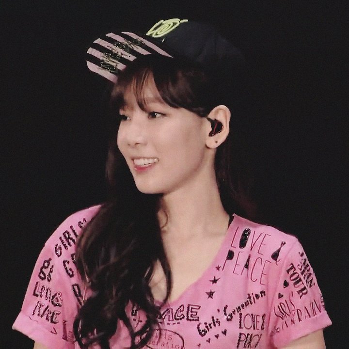 taeyeonlq's tweet photo. https://t.co/sMOyuDWTLg