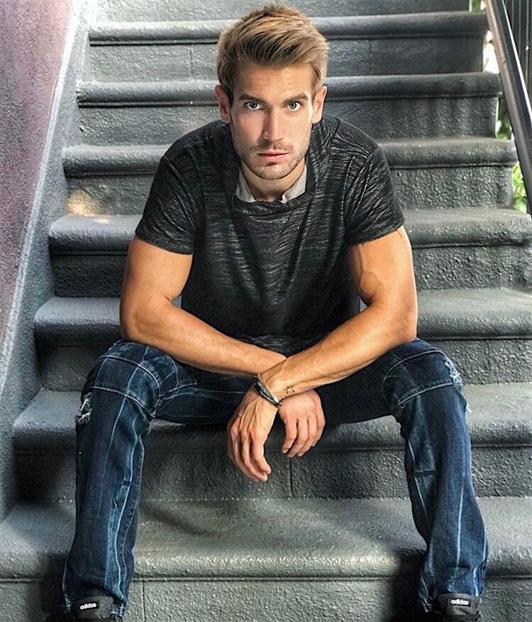 RUSTICDIME's tweet photo. Rustic Dime x @BuckleStore
📍French Terry Tee
Shop these and other collab. exclusives at your local Buckle retailer or their online store
https://t.co/Nv9hPNRvsx
#rusticdime #losangeles #buckle #fashion #mensfashion #madeinla #WednesdayVibes #ootd https://t.co/kZVmqGqZjE
