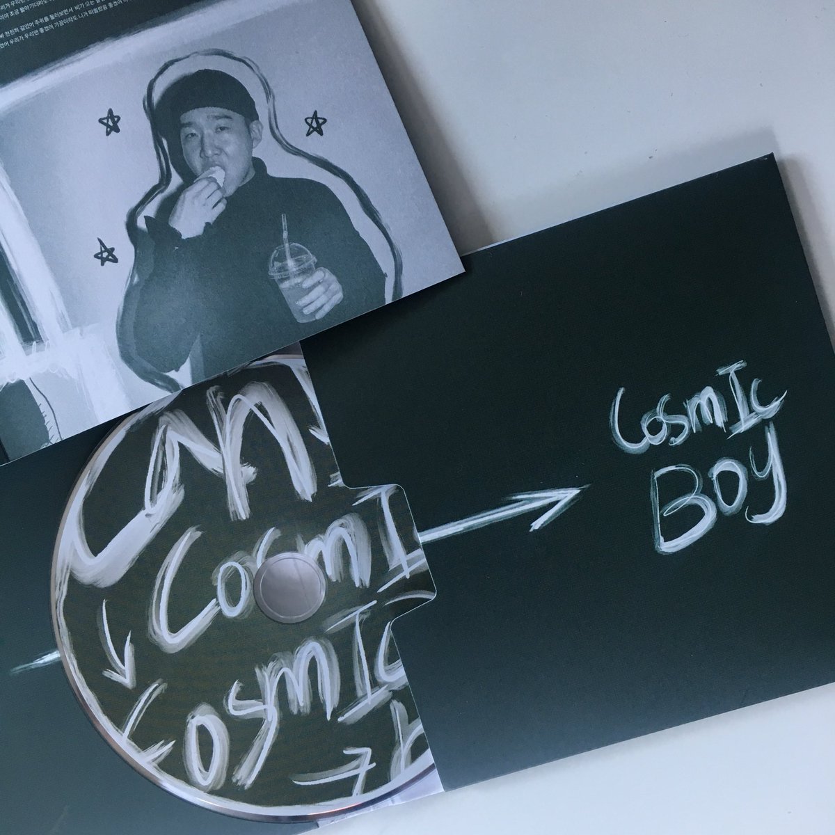 stoneship_'s tweet photo. #STNotice
Cosmic Boy의 첫 번째 EP앨범 [Can I Cosmic] 음반 판매가 시작되었습니다! 힙합플레야, 교보문고, 핫트랙스, 예스 24 등 전국의 모든 음반판매처에서 지금 바로 구매하세요!
#CanICosmic #CosmicBoy #코스믹보이 #동서남북 #FxxkthePolice #Wishlist #Taxi #STONESHIP https://t.co/51MOrXPoc8