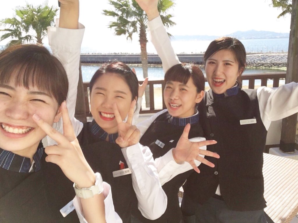 kitwedding's tweet photo. 🔔ブライダルバイトで活躍するスタッフページ☆「どしゃぶり新聞」https://t.co/GjtW8SaOej
#大学生 #高校生 #就活 #梅田 #神戸 #ユニバーサル https://t.co/h687BWjfFG