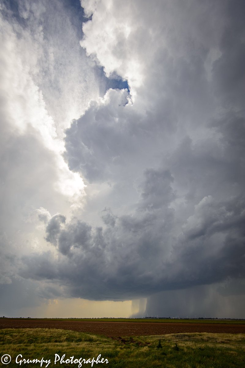 grumpyfotoguy's tweet photo. Some pics from my jaunt along the Red River today... #TXwx #Nikon https://t.co/jc2eEHhmrY