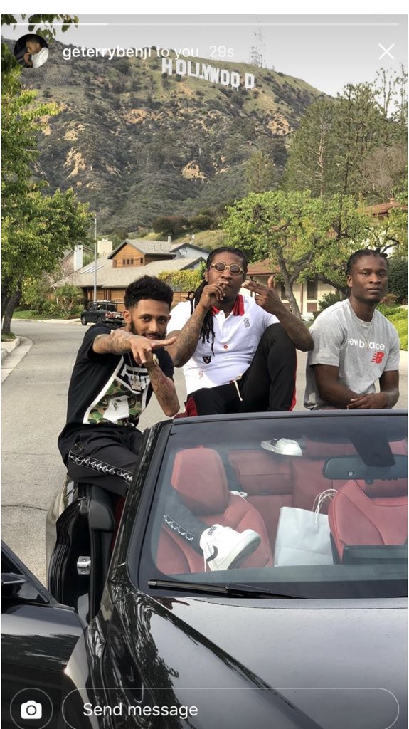 MoopieTrapsAlot's tweet photo. Dam Bruh 😢 We Was Just Shining On Niggas 🖤 #RestEasyTony 😇 Love Ya BabyBoy 💯 We Going Keep This Shit Going 🔌 https://t.co/pn6SEXgda5