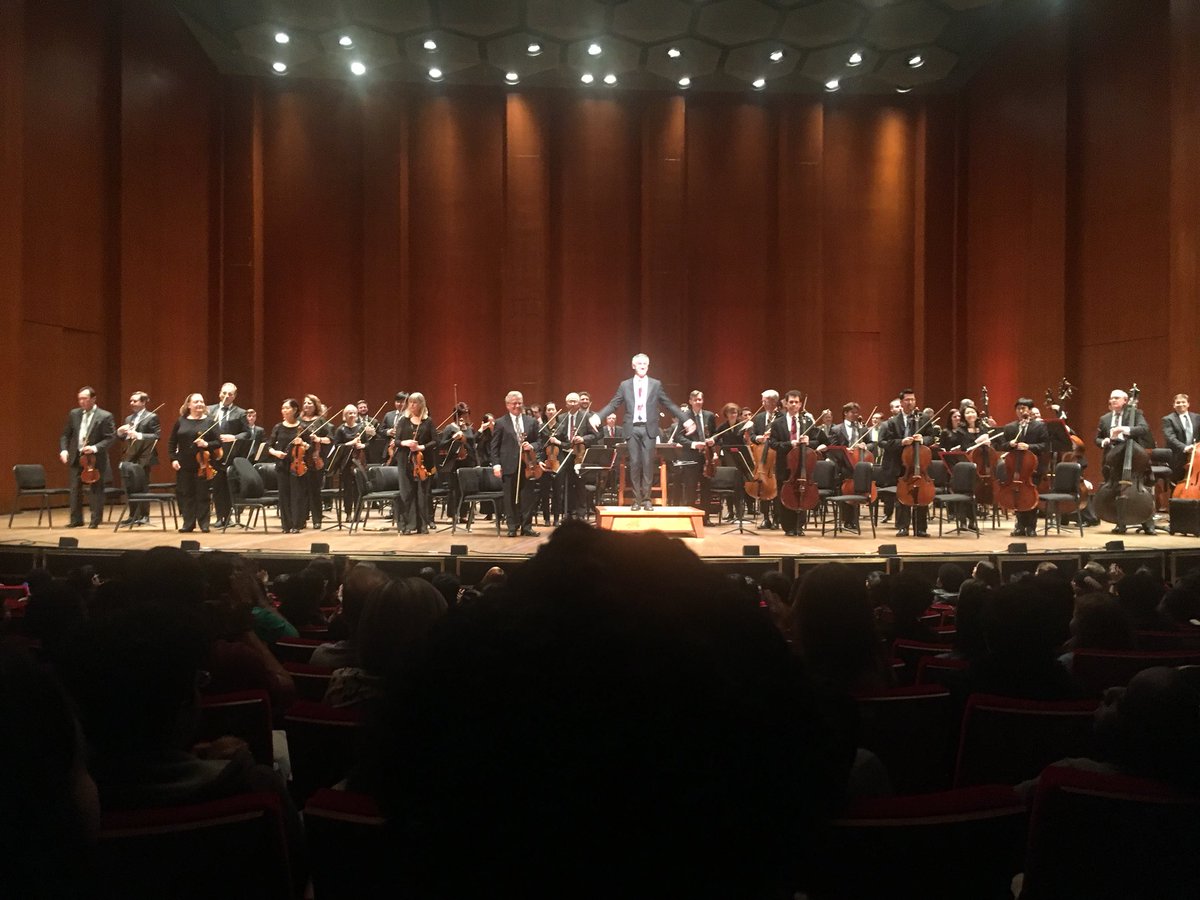bandclaughton's tweet photo. What greater learning experience is there, than to see the pros in action, and have them teach a lesson in the classroom?? Thanks again #HoustonSymphony ! #ChooseSpring #TeamClaughton https://t.co/uIA7AoSN3u