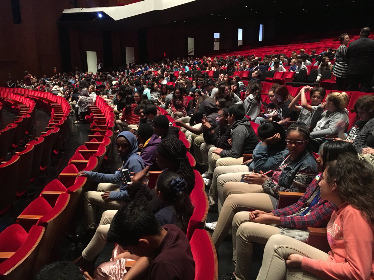 bandclaughton's tweet photo. What greater learning experience is there, than to see the pros in action, and have them teach a lesson in the classroom?? Thanks again #HoustonSymphony ! #ChooseSpring #TeamClaughton https://t.co/uIA7AoSN3u