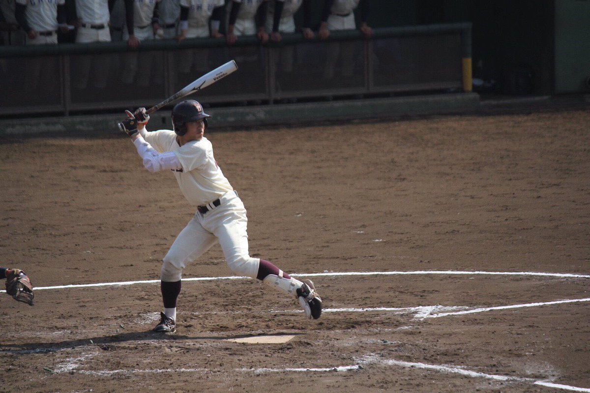 東京六大学準硬式野球連盟 公式 注目選手紹介 永井隆太 早稲田 外野手4年 25 準硬生活最後の春季リーグ戦 約1年にも登る怪我の治療を乗り越え 彼がグラウンドに帰って来た 今季の打率は5割超え さらに守備力 走力も申し分なし 石川 そして