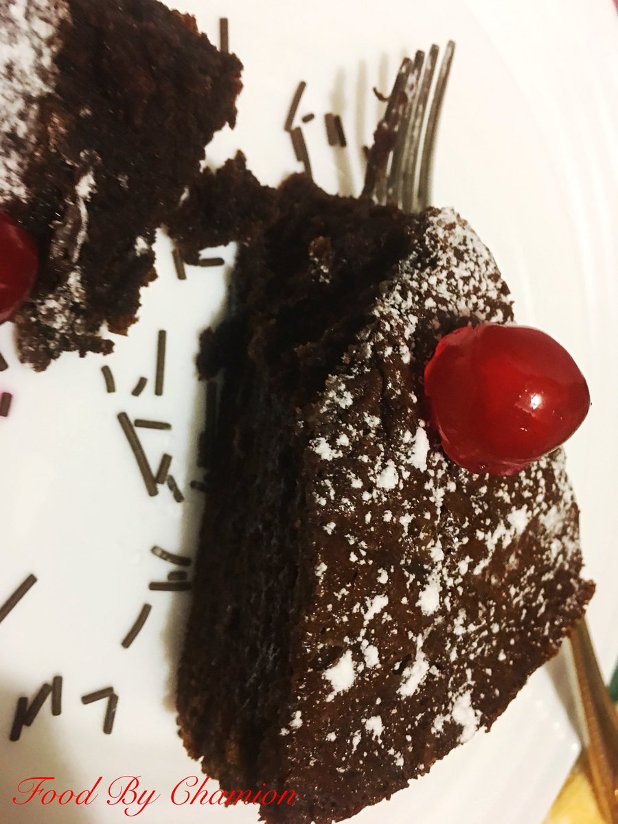 Trinidadiancham's tweet photo. Eggless chocolate #foodbyChamion🇹🇹❤️ https://t.co/tZuZNIiOie