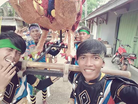 AyuPuriwijaya's tweet photo. Hay gmn kbr Kalian ,*?
Semogah Allah swt sllu mlndngi kalian'wlpn dimn klian berada.,
Amin y robbalalamin..?*?
  Kangen Anak buah,*?? https://t.co/sRUAwYcGEB