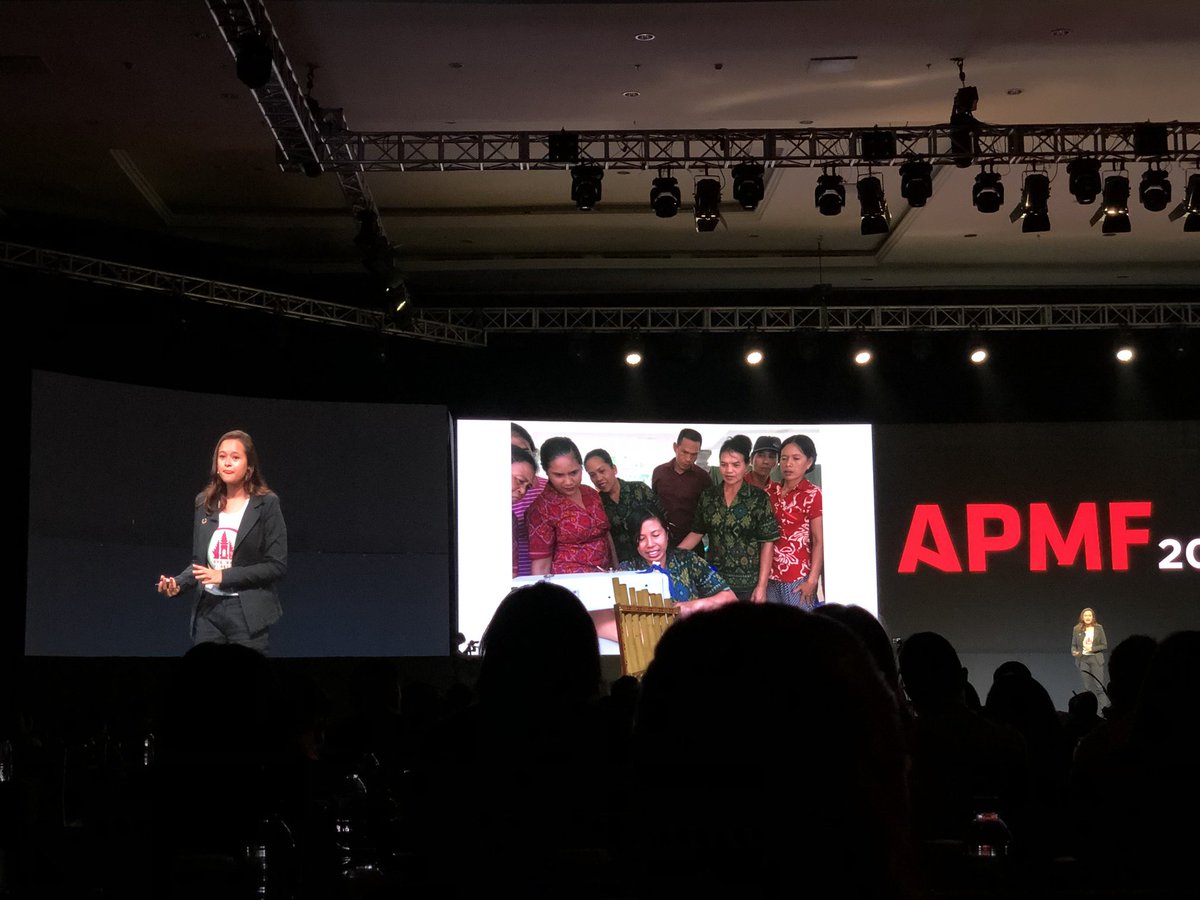 MadpopID's tweet photo. Social movement by Bye Bye Plastic Bag coming from how much plastic waste we produce everyday. It has become a global campaign. She's challenging the audience to change and participate in the campaign https://t.co/whX74WxdbJ