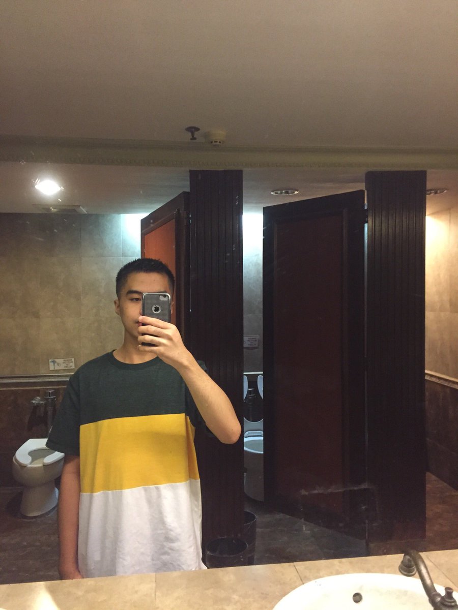 mont_gio's tweet image. Part 2 hotel comfort room selfie #comfortroom #selfie #latepost