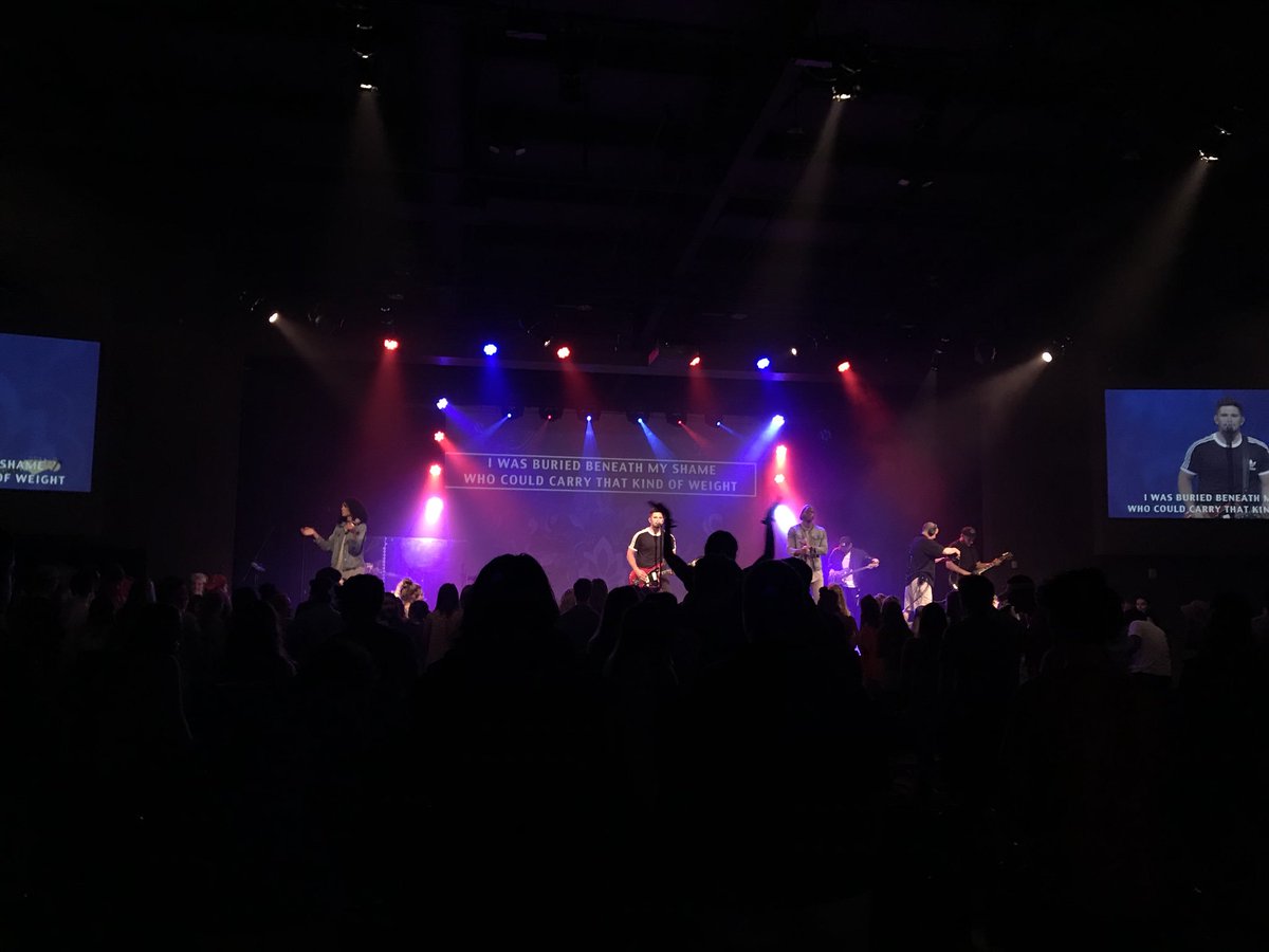 AustinCWilliams's tweet photo. Tonight was so fun!! Thank you @fbcwhs for letting me come hang and speak for you guys! Also, hope you enjoyed my friends! @kyleedenfield would love to hear from you! Till next time!! ✌🏼#TakeYourStep https://t.co/FBqcTe8hFw